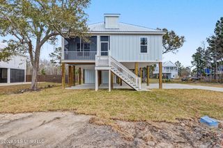 206 Piney Ridge, Waveland, MS 39576