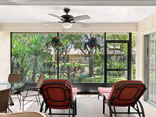 3450 TALLYWOOD LANE 7150, Sarasota, FL 34237