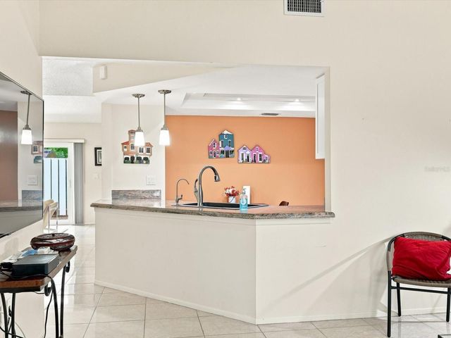 3450 TALLYWOOD LANE 7150, Sarasota, FL 34237