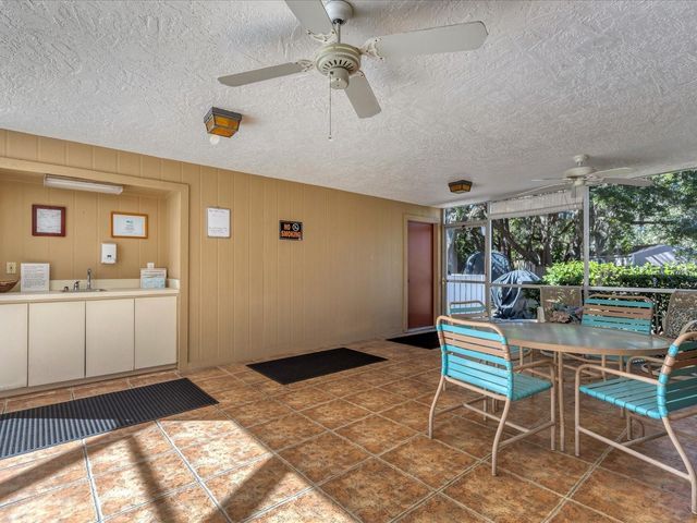3450 TALLYWOOD LANE 7150, Sarasota, FL 34237