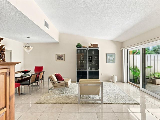 3450 TALLYWOOD LANE 7150, Sarasota, FL 34237