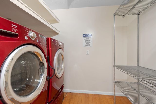 163 Wedgewood Lane, Manchester, NH 03109