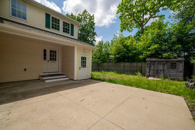 163 Wedgewood Lane, Manchester, NH 03109