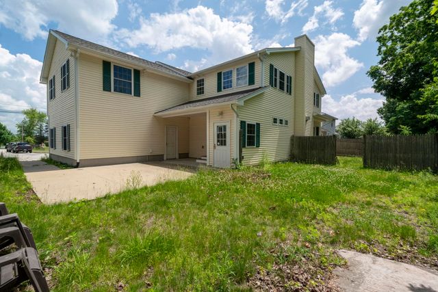 163 Wedgewood Lane, Manchester, NH 03109