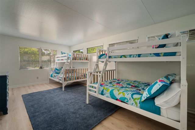 7202 18TH AVENUE NW, Bradenton, FL 34209