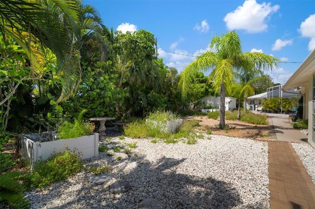 7202 18TH AVENUE NW, Bradenton, FL 34209