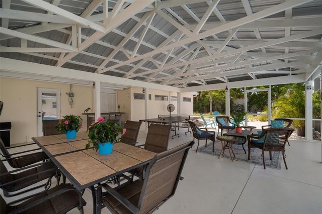 7202 18TH AVENUE NW, Bradenton, FL 34209