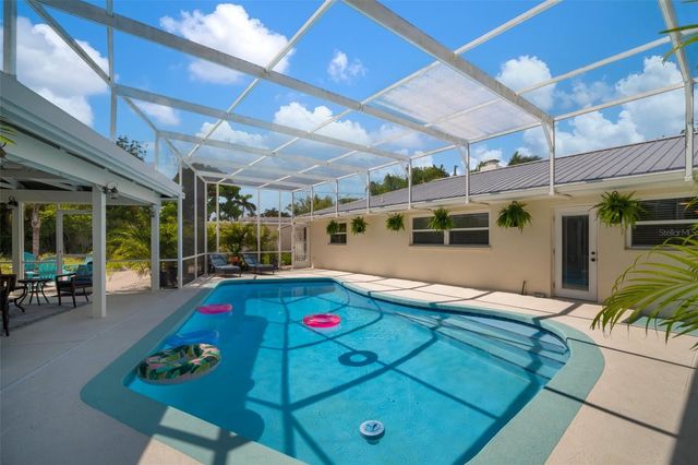 7202 18TH AVENUE NW, Bradenton, FL 34209