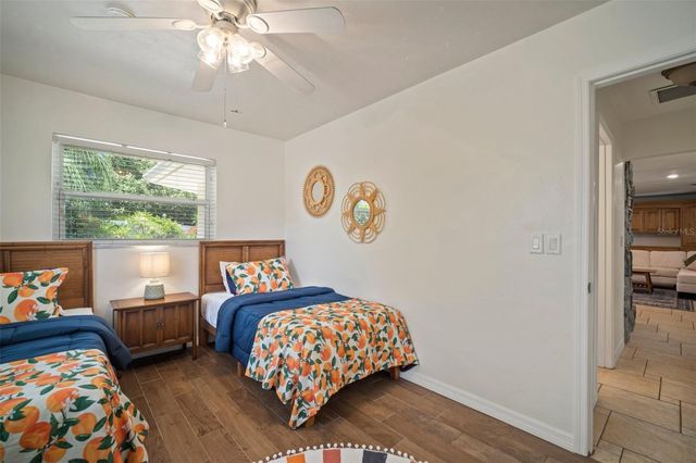 7202 18TH AVENUE NW, Bradenton, FL 34209