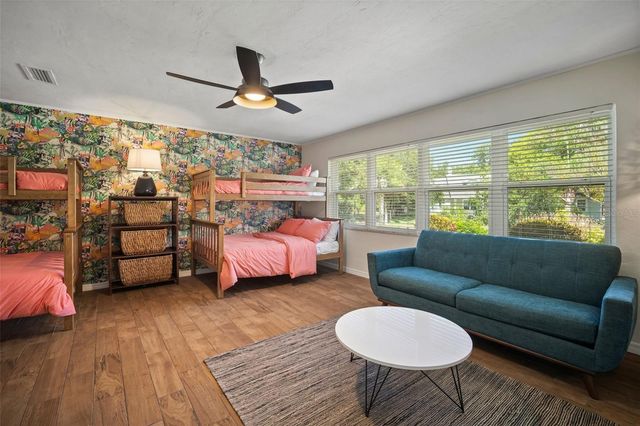 7202 18TH AVENUE NW, Bradenton, FL 34209