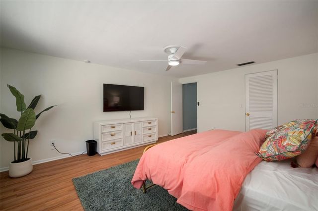 7202 18TH AVENUE NW, Bradenton, FL 34209