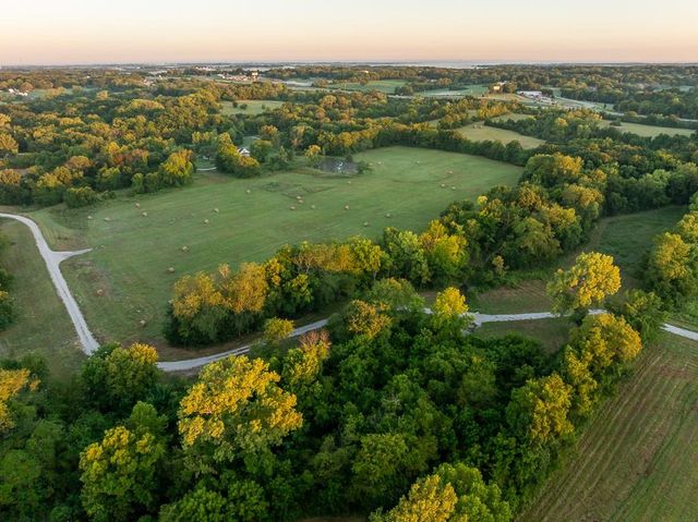 S Outer Belt Road, Lone Jack, MO 64070