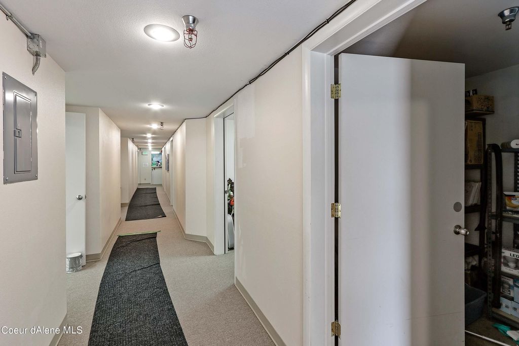 208 N First Ave, Sandpoint, ID 83864 photo 19