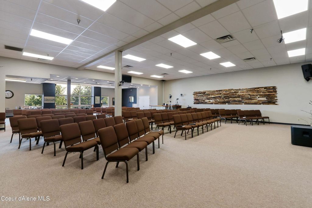 208 N First Ave, Sandpoint, ID 83864 photo 8