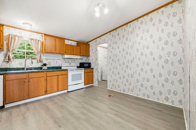 344 Misty Breeze Ln., Murrells Inlet, SC 29576