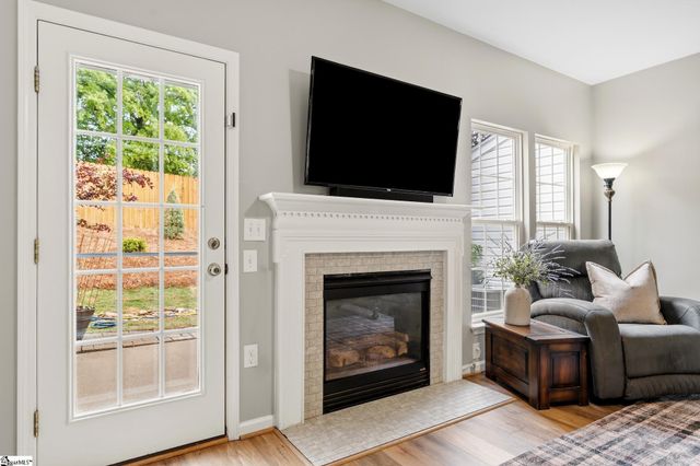 218 Spring Crossing Circle, Greer, SC 29650