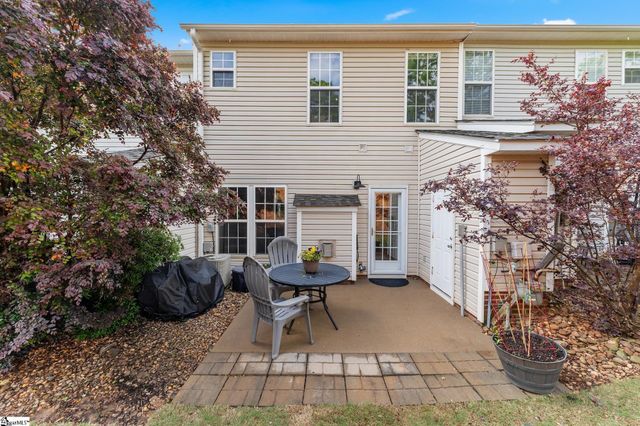 218 Spring Crossing Circle, Greer, SC 29650