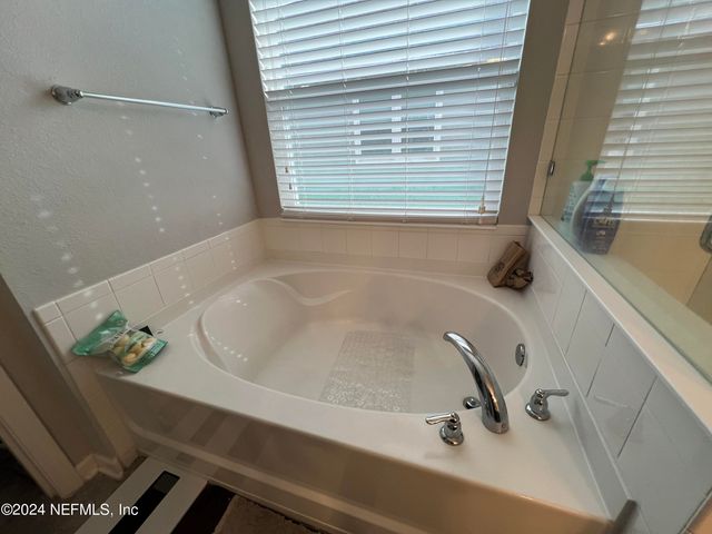 16022 WILLOW BLUFF Court, Jacksonville, FL 32218