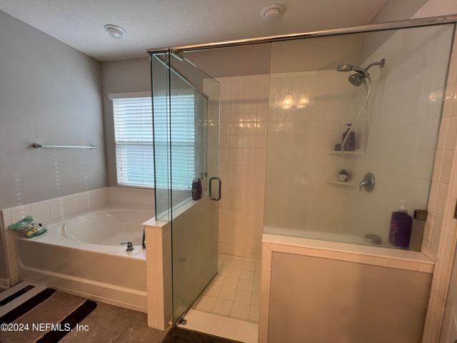 16022 WILLOW BLUFF Court, Jacksonville, FL 32218