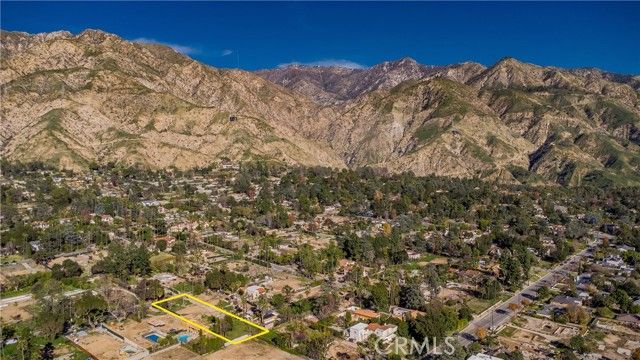 1678 Braeburn Road, Altadena, CA 91001