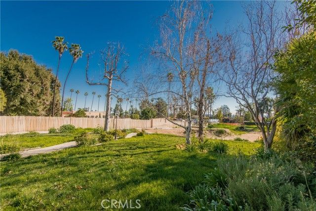 1678 Braeburn Road, Altadena, CA 91001