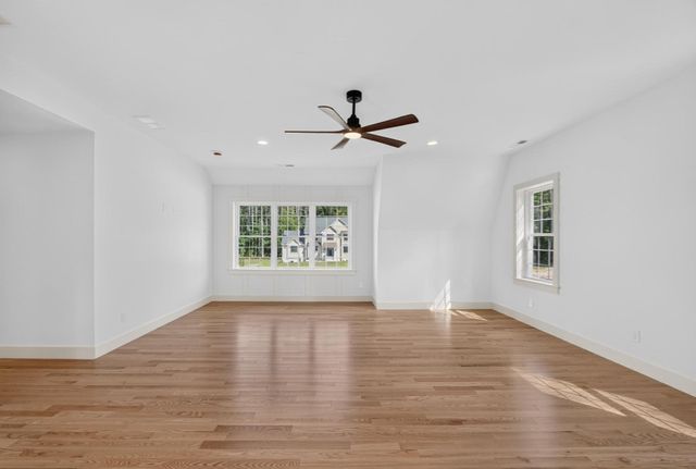 19 Unkety Brook Way, Dunstable, MA 01827