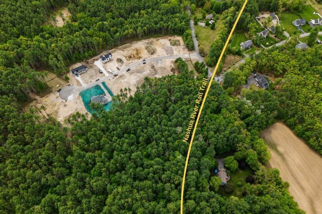 19 Unkety Brook Way, Dunstable, MA 01827