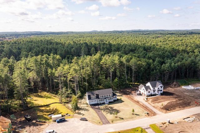 19 Unkety Brook Way, Dunstable, MA 01827