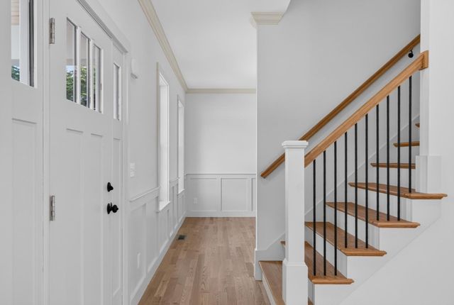 19 Unkety Brook Way, Dunstable, MA 01827