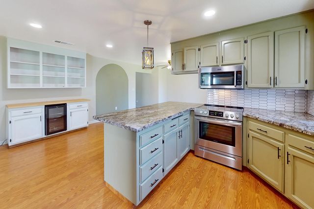 2830 Coy Drive, Yuba City, CA 95993