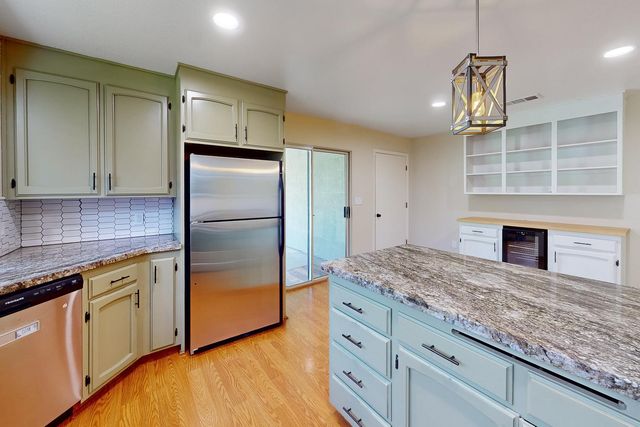 2830 Coy Drive, Yuba City, CA 95993
