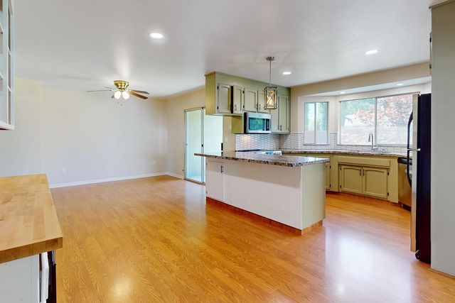 2830 Coy Drive, Yuba City, CA 95993