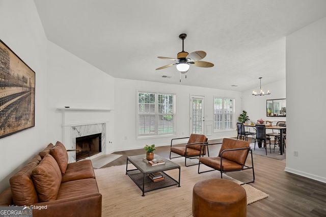 171 Lake Cove Approach, Newnan, GA 30265