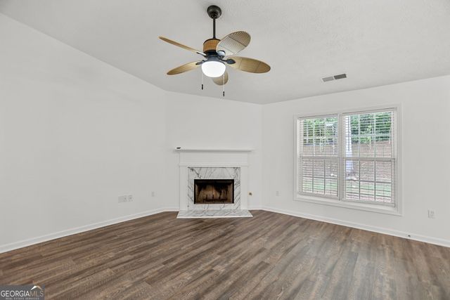 171 Lake Cove Approach, Newnan, GA 30265