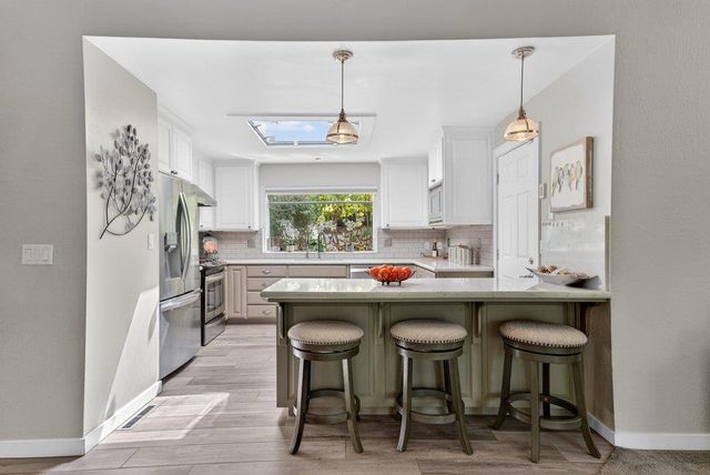 67 Hollins Drive, Santa Cruz, CA 95060