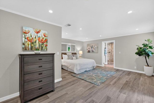67 Hollins Drive, Santa Cruz, CA 95060