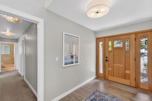 67 Hollins Drive, Santa Cruz, CA 95060