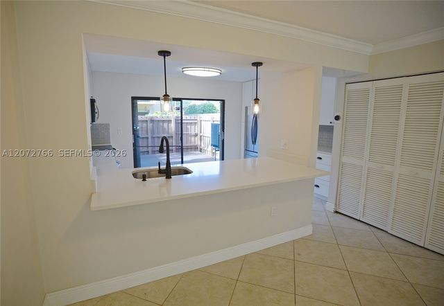 10196 SW 77th Ct 10196, Miami, FL 33156