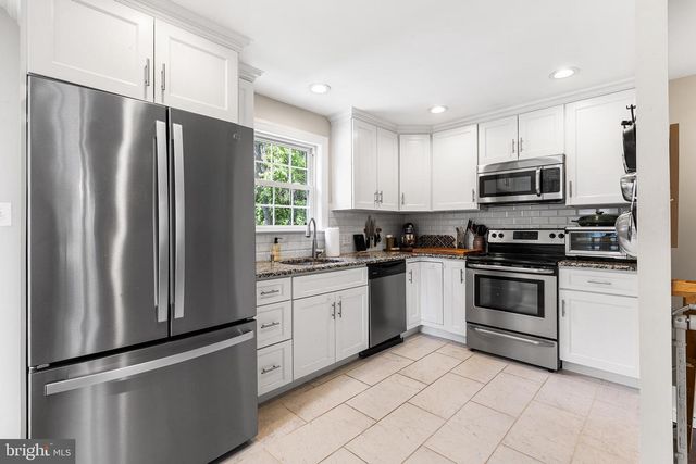 5227 RESERVATION RD, Drexel Hill, PA 19026