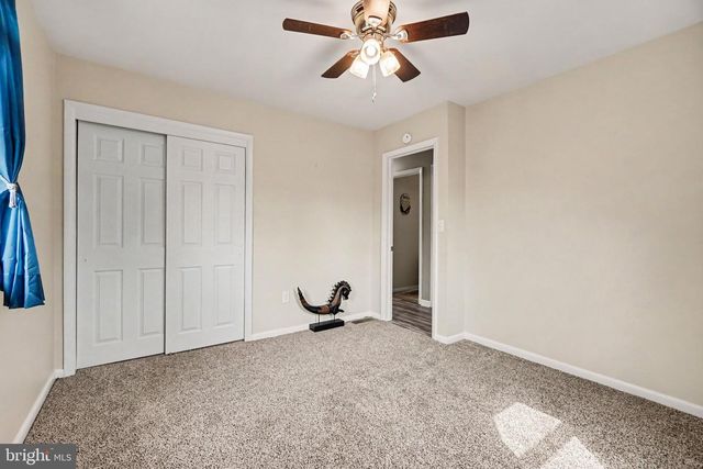 5975 CLOVER RD, Harrisburg, PA 17112