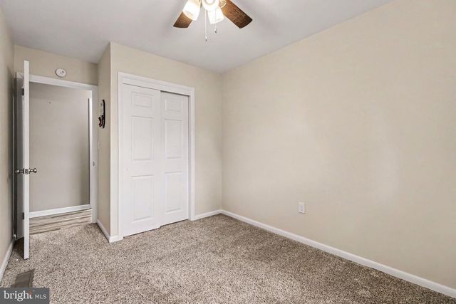 5975 CLOVER RD, Harrisburg, PA 17112