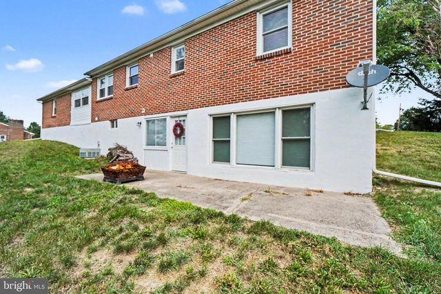 5975 CLOVER RD, Harrisburg, PA 17112