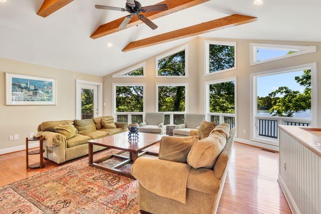 577 MELROSE RD, Lottsburg, VA 22511
