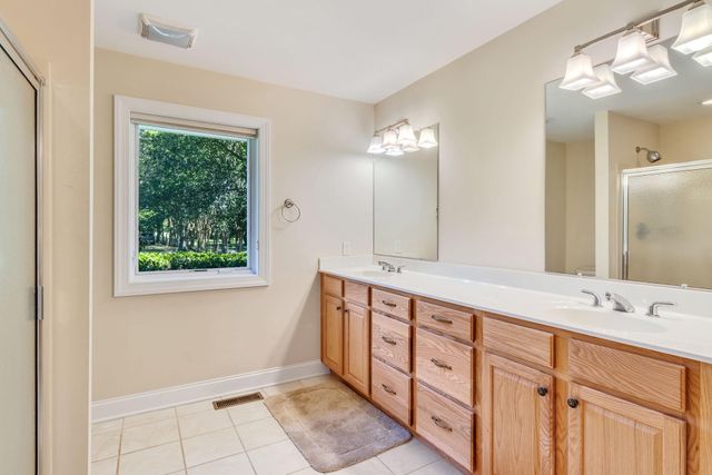 577 MELROSE RD, Lottsburg, VA 22511
