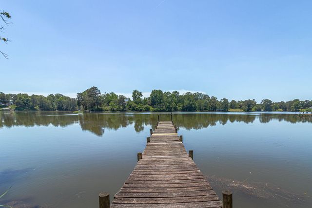 577 MELROSE RD, Lottsburg, VA 22511
