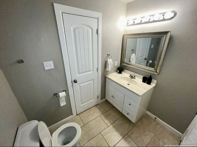 2007 Lamar, San Antonio, TX 78202