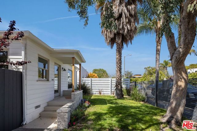 935 Indiana Avenue, Venice, CA 90291