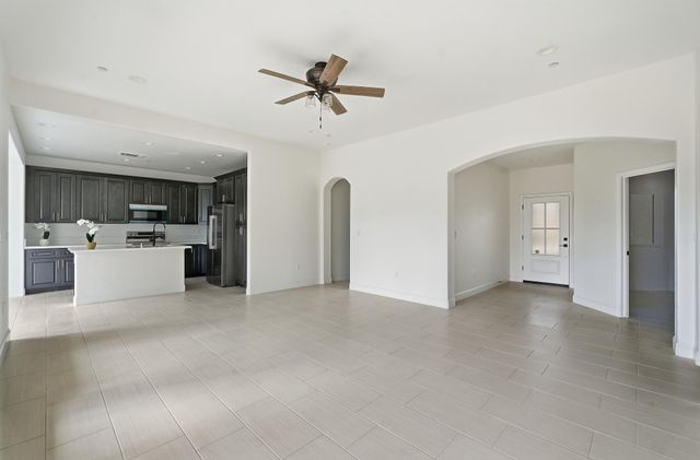 6347 W Elowin Avenue, Visalia, CA 93291