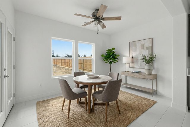 6347 W Elowin Avenue, Visalia, CA 93291