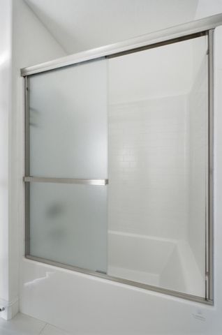 6347 W Elowin Avenue, Visalia, CA 93291